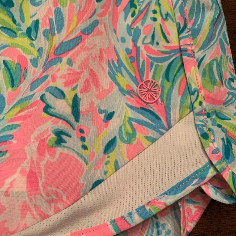 Lilly Pulitzer Luxletic Shorts Athletic Women’s XXS - Picture 2 of 5
